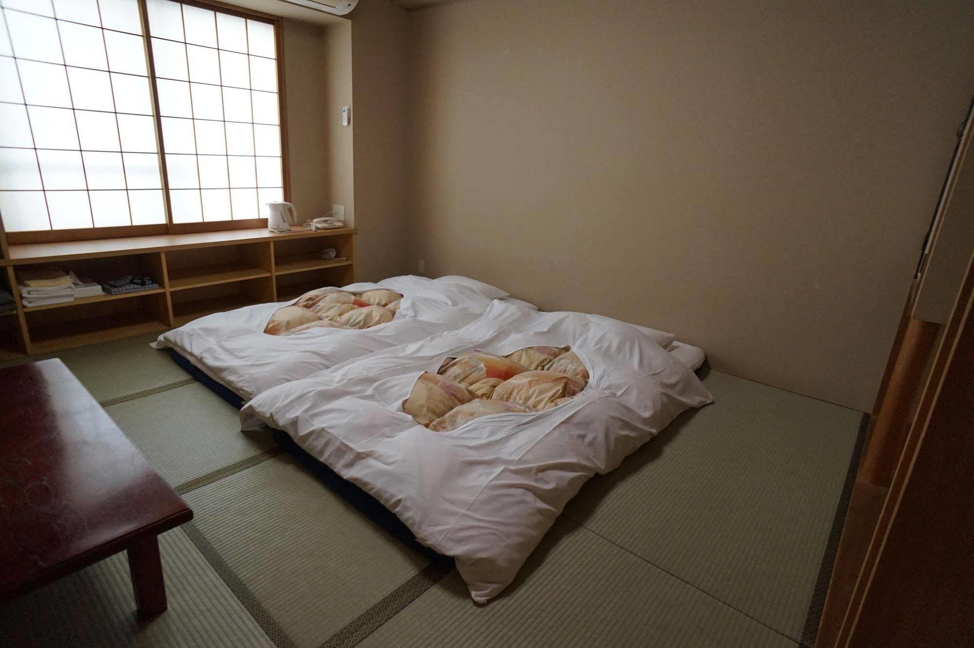 Annex Katsutaro Ryokan Tokio Exterior foto